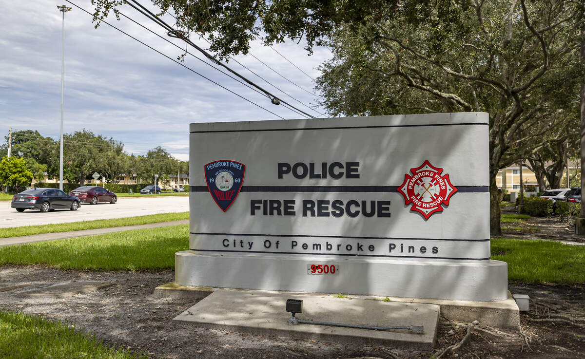 A general view of the Pembroke Pines Police Department and Fire Rescue.