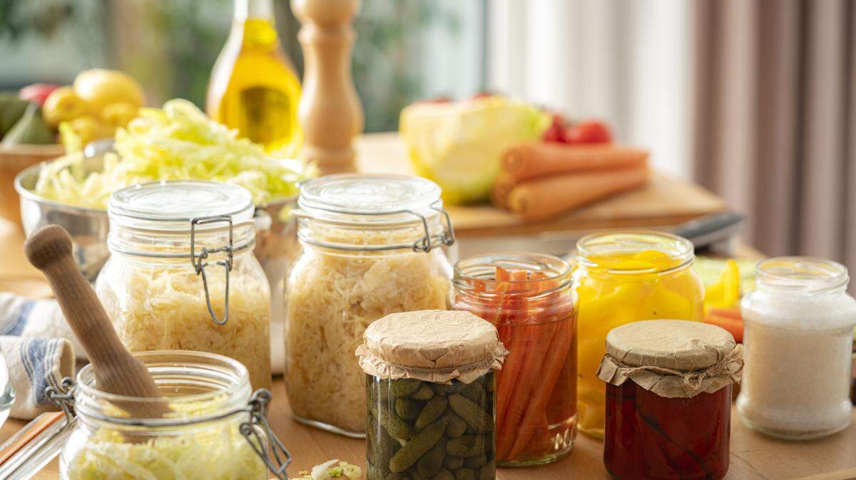 95% of Americans fall short on fiber. These five affordable whole foods are where registered dietitians say to start.