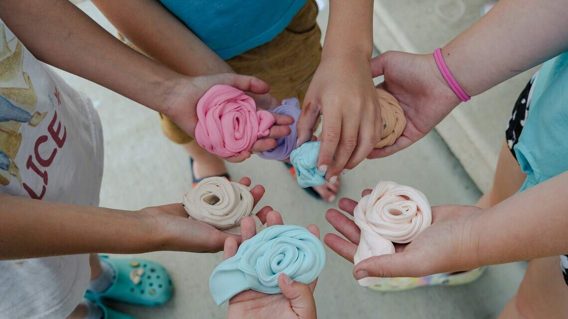 Pembroke Lakes Mall brings ‘ooey-gooey’ fun with slime store grand opening