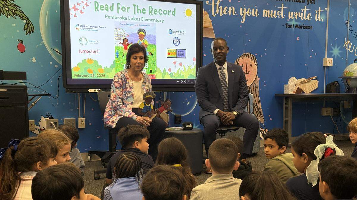 Children’s Services Council of Broward County President and CEO Cindy Arenberg Seltzer and BCPS Superintendent Howard Hepburn join students from Pembroke Lakes Elementary School on Thursday, Feb. 26.