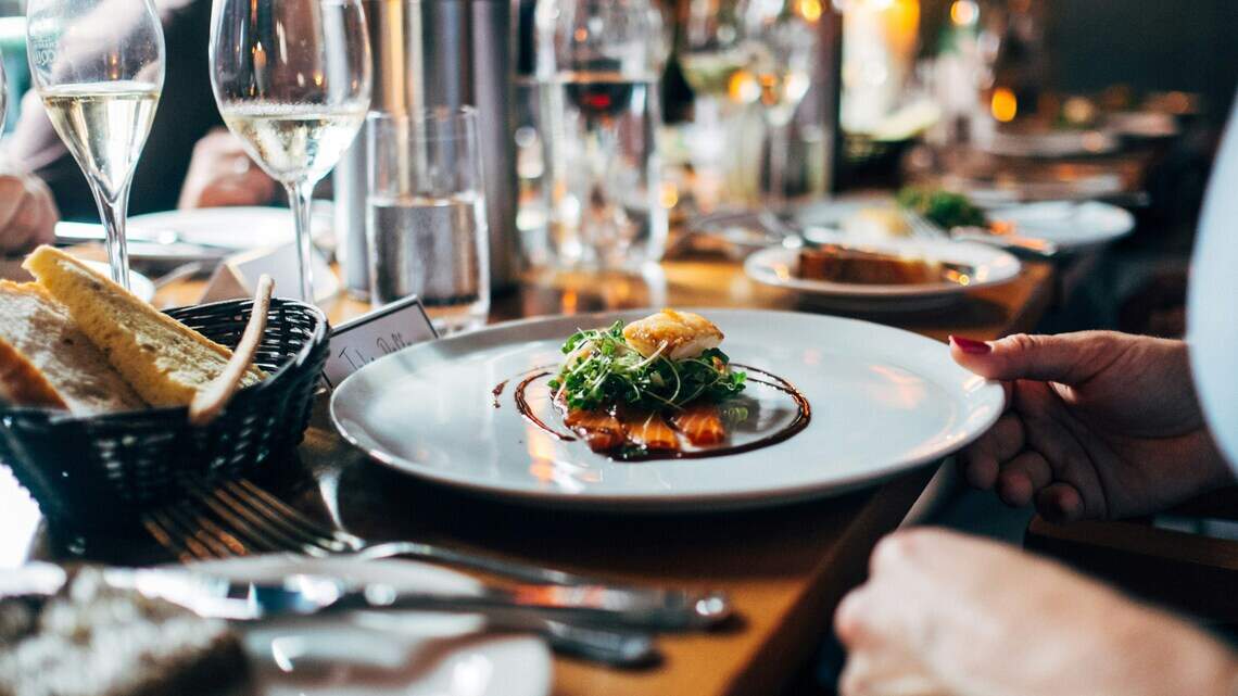 Frugal fine dining? Eat at this Pines restaurant’s ‘Pay What You Can’ dinner
