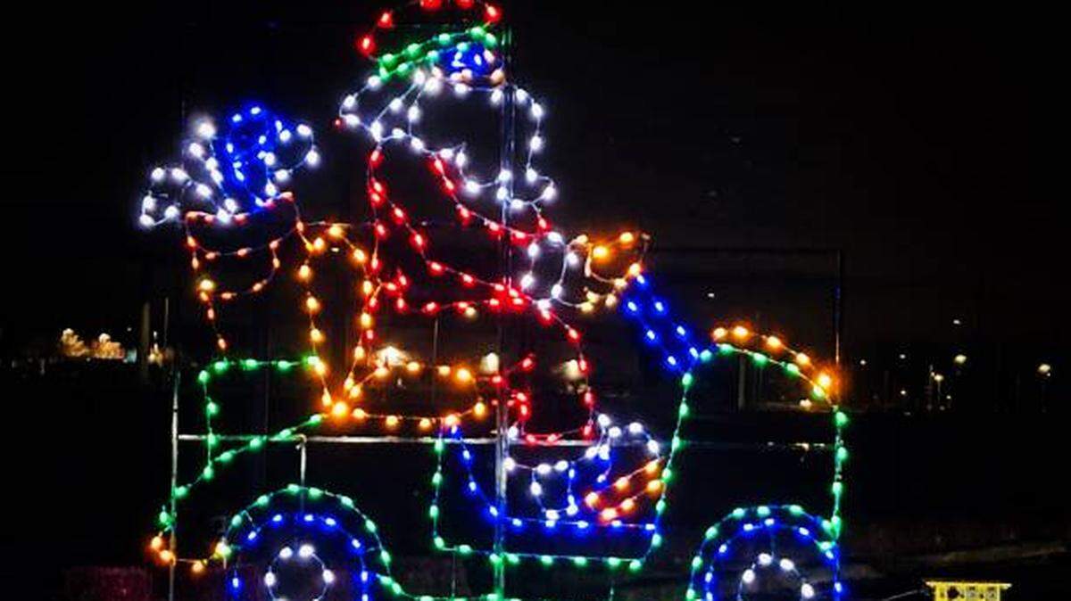 Pembroke Pines kicks off December with festive lights, local meetups and more from Dec. 1-4.