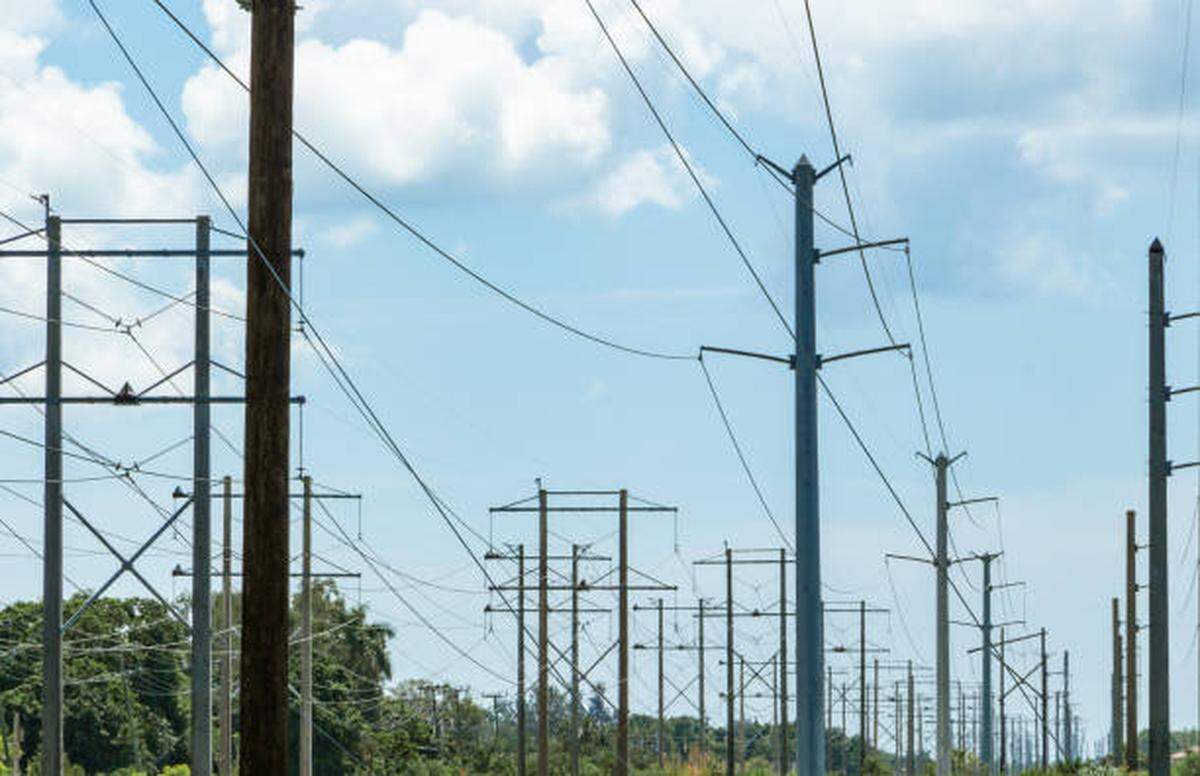 Florida Power & Light begins construction to convert overhead power lines to underground alternatives, according to Pembroke Pines officials.