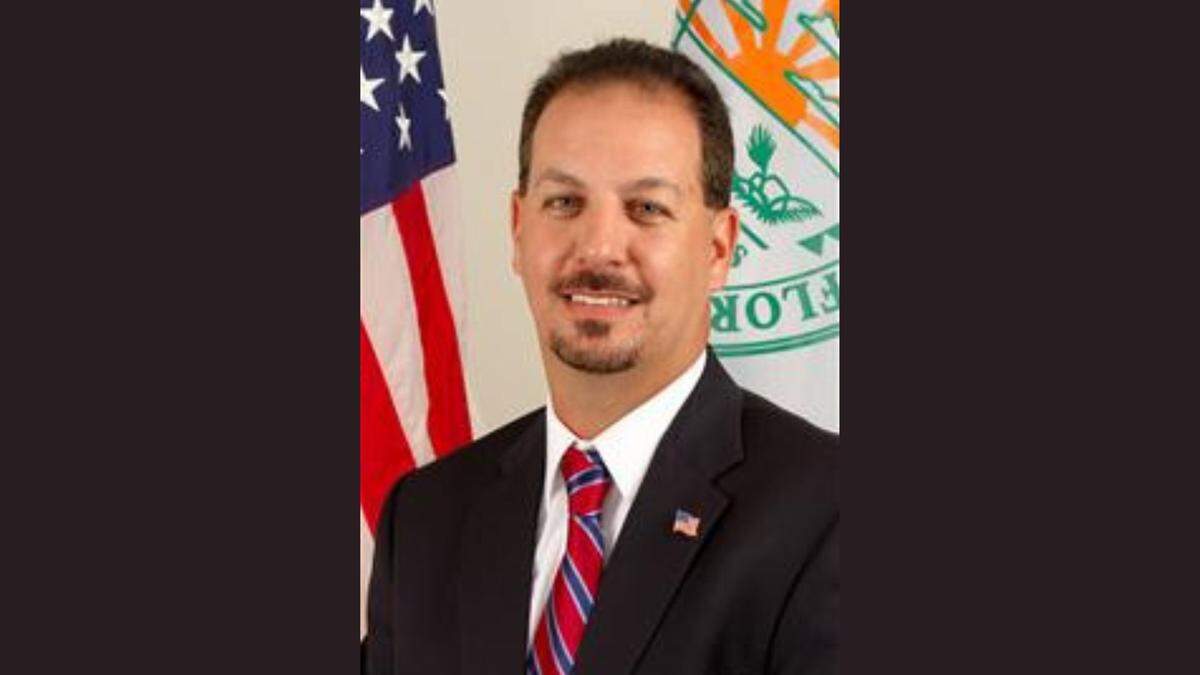 The resolution stems from a May 2025 incident at Charles W. Flanagan High School in Pembroke Pines, where Commissioner Jay D. Schwartz allegedly misused a ceremonial badge to question students.