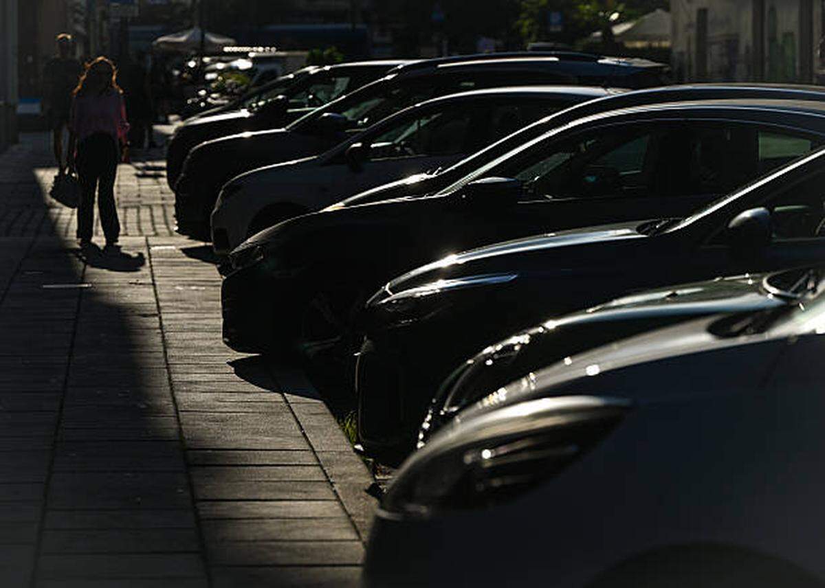 A recent study found Pembroke Pines ranks second-worst nationwide for cars left outdoors, with sun, rain and humidity accelerating damage and depreciation.