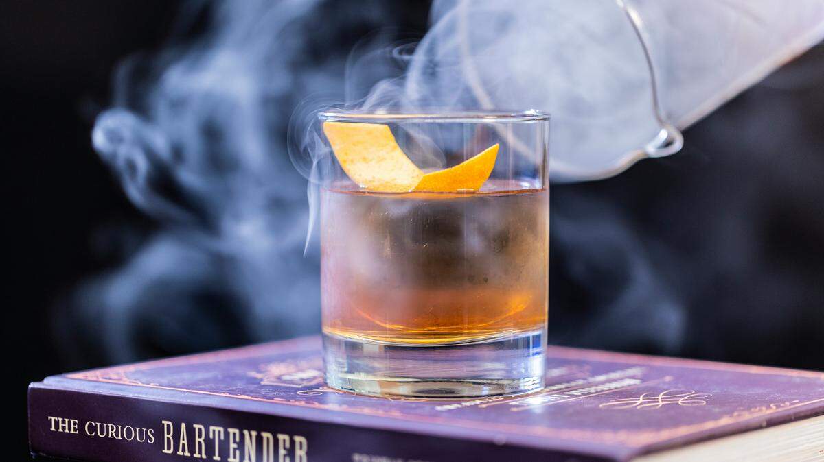 Baoshi Food Hall + Bar hosts a mixology class in partnership with Empress 1908 Gin on Saturday, April 4.