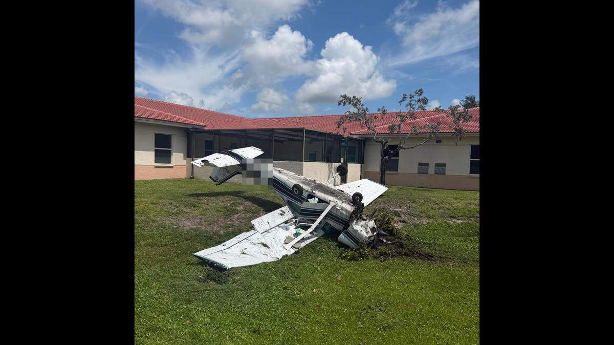 Pembroke Pines officers and firefighters responded to a plane crash near 800 E. Cypress Drive on Friday, May 29, according to the Pembroke Pines Police Department.