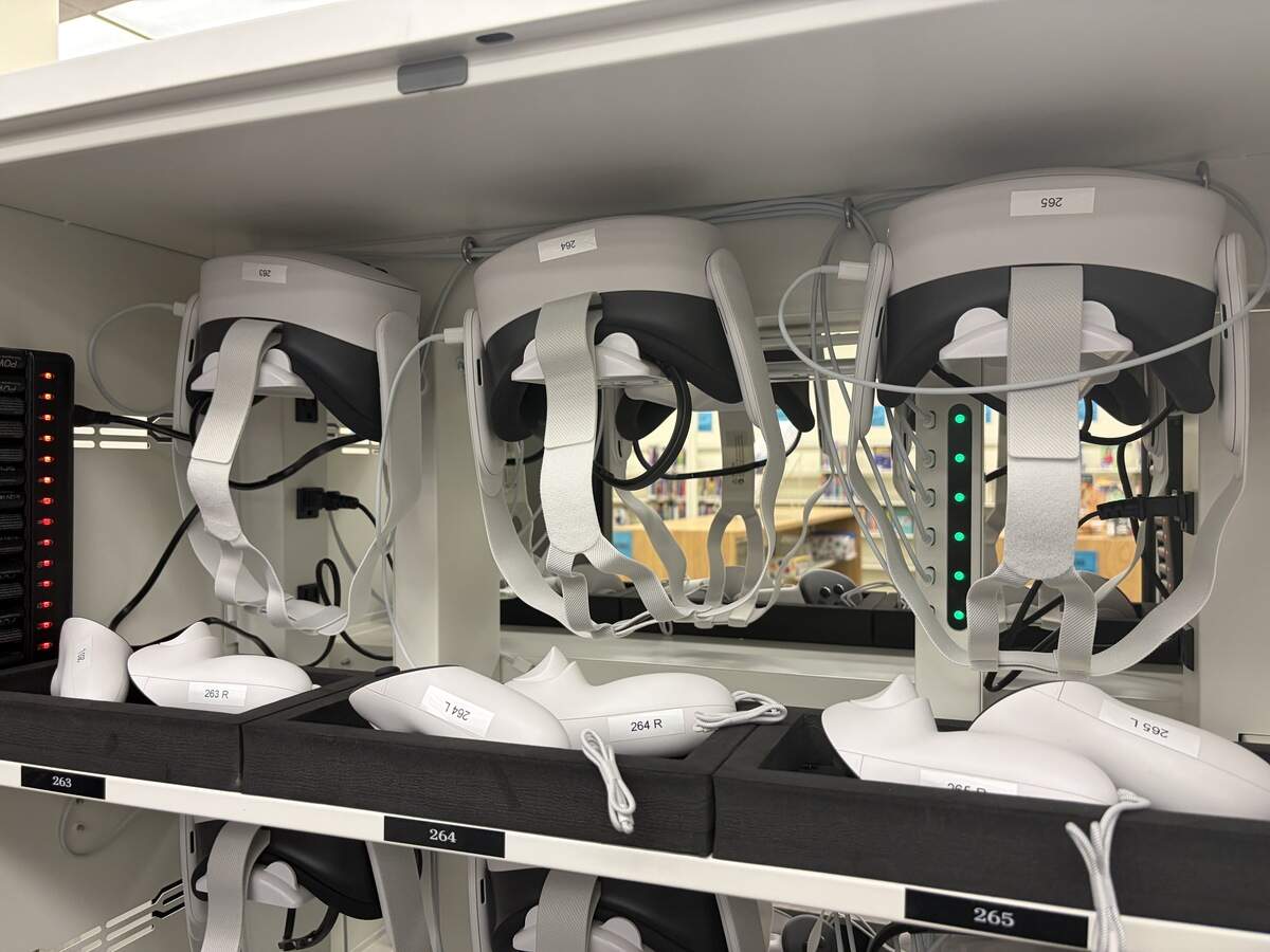Silver Trail is the fourth Broward County Public Schools middle school to welcome Extended reality devices as part of a multi-year grant from the College Football Playoff Foundation, Orange Bowl Committee and Broward Education Foundation.
