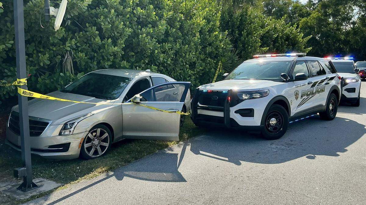 The suspect of a Pembroke Pines strong-arm robbery is behind bars after a Nov. 25 chase in Port St. Lucie led to his arrest, according to police.