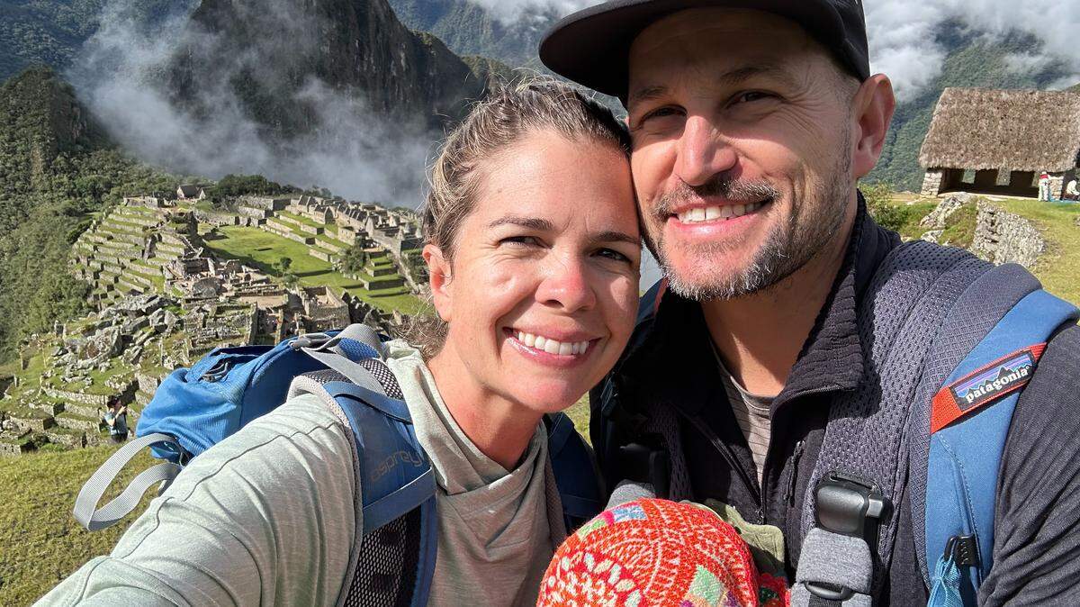 James Fernandez, right, and his wife Alexis Fernandez.
